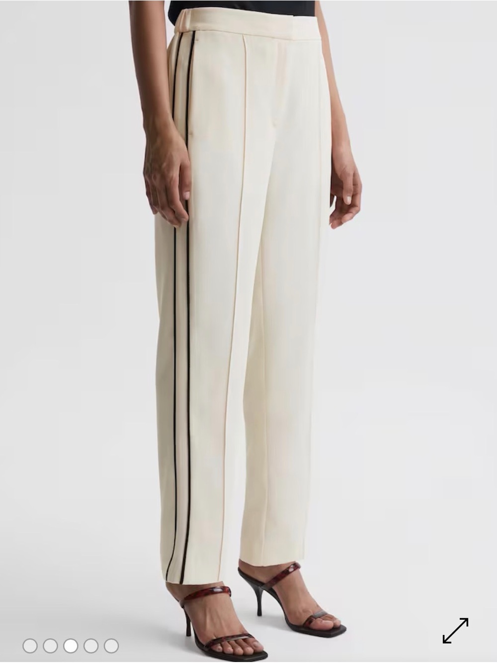 Reiss Theo Tapered fit pull on pants with side stripe in cream sz 8